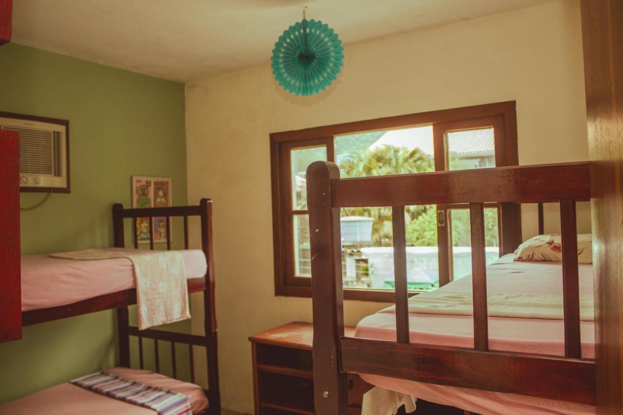 Retro House Hostel Florianopolis Exterior photo